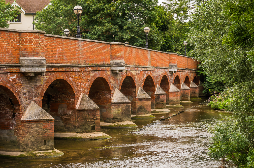Leatherhead bridge over the River Mole